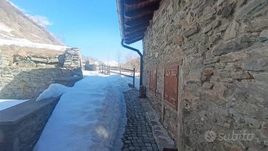 Monolocale con verde