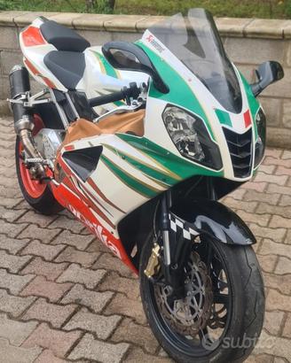 Aprilia rsv 1000 new gioiellino 