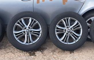 Cerchi in lega con gomme R17 Hyundai ix35