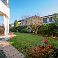 3 LOCALI A MONIGA DEL GARDA