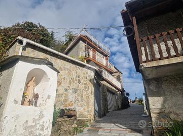 CASA INDIPENDENTE A MOLINI DI TRIORA