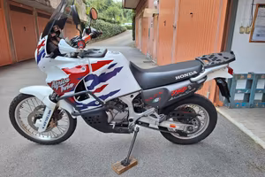 HONDA XRV 750 