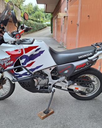 HONDA XRV 750 
