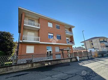 2 LOCALI A LEINÌ