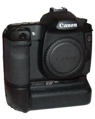 Canon EOS 50D + battery grip
