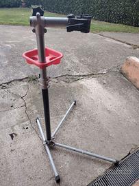 Cavalletto per riparazioni bici seminuovo