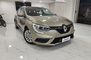 RENAULT Megane Mégane Sporter Blue dCi 115 CV Du