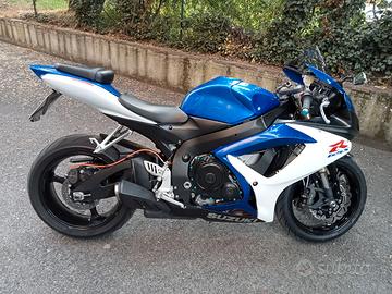 SUZUKI GSX-R 600 K6