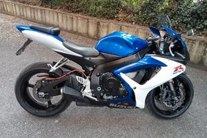 SUZUKI GSX-R 600 K6