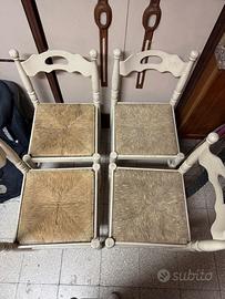 4 Sedie di legno