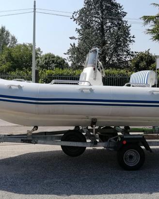 GOMMONE ZODIAC MEDLINE I 500 con motore e carrello