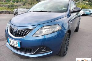 LANCIA - Ypsilon 1.0 firefly hybrid Silver s&s