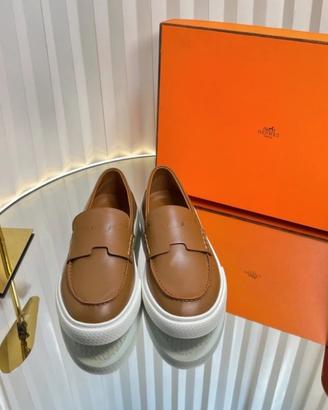 Mocassini Hermès in pelle di vacchetta