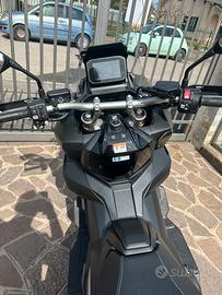 MOTO HONDA X-ADV 750