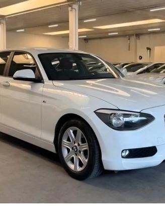 BMW serie 1 118 d  f20  autmatico solo 148 000 km