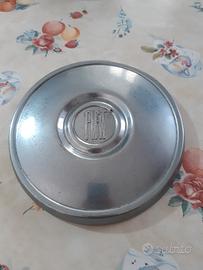 Coppa ruota Fiat 600 d'epoca 