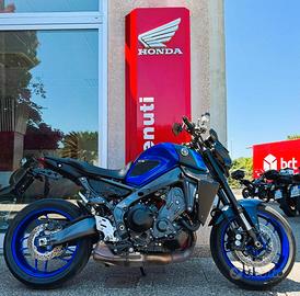 YAMAHA MT-09