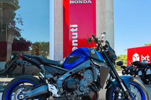 YAMAHA MT-09