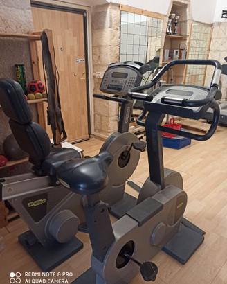 RECLINE  ORIZZONTALE  TECKNOGYM