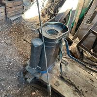 Pompa a spalla vintage