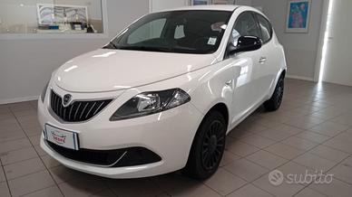 LANCIA Ypsilon 1.0 FireFly S&S Hybrid Ecochic Silv