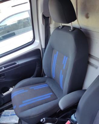 Sedile anteriore dx FIAT FIORINO del 2011