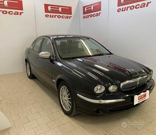 Jaguar X-Type 2.2D cat Executive