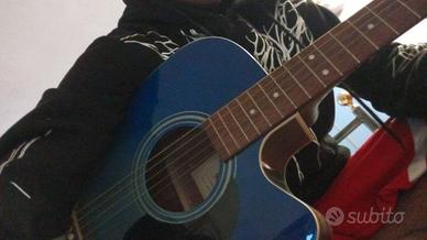 chitarra acustica elettrificata cort