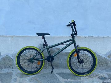 bmx verde freestyle