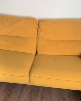DIVANO giallo da salotto