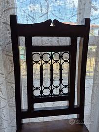 Sedie in legno e ferro battuto