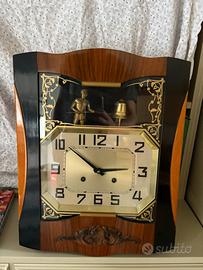 Orologio da parete muro in legno