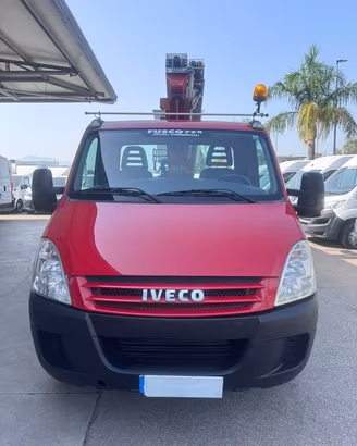 IVECO DAILY 35C10 PIATTAFORMA AEREA - 11.2009