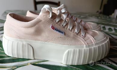 Superga  rosa con suola alta 