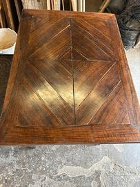 Particolare Tavolo a libro