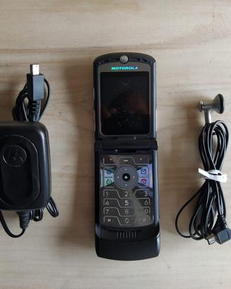 Motorola RAZR V3 Nero completo accessori e scatola
