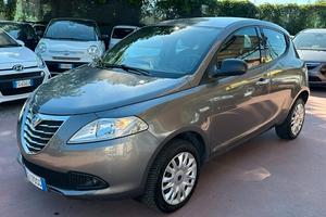 Lancia Ypsilon 0.9 TwinAir 85 CV 5 p Metano Ecochi