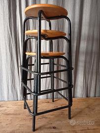 sgabelli vintage impilabili 
