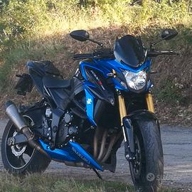 suzuki gsx-s 750 