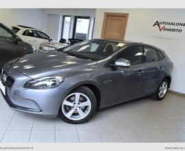 VOLVO V40 D2 Momentum