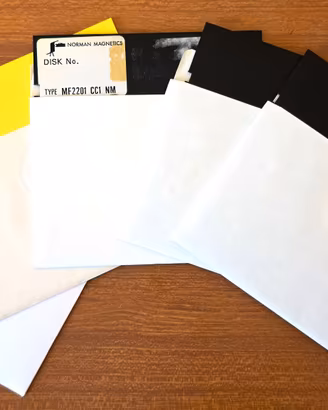 NN.5 FLOPPY DISK 5.25” 5,25” 5 1/4