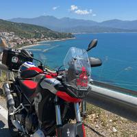 Aprilia tuareg 660