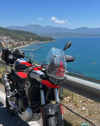 Aprilia tuareg 660