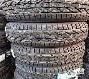 Nuove invernali 275 40 20 e245 45 20 toyo