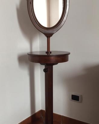 Antico mobiletto toilette da barba con specchio