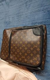 Zaino borsa borsone Louis Vuitton mod. Dean ottime
