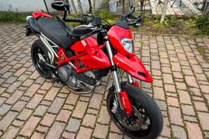 DucatiHypermotard 796