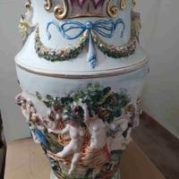Portaombrelli in ceramica di Capodimonte 