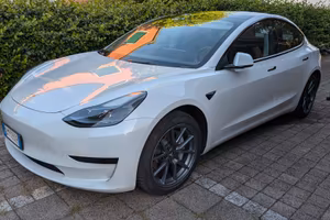Tesla model 3 rwd standard range