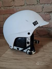 Casco snowboard